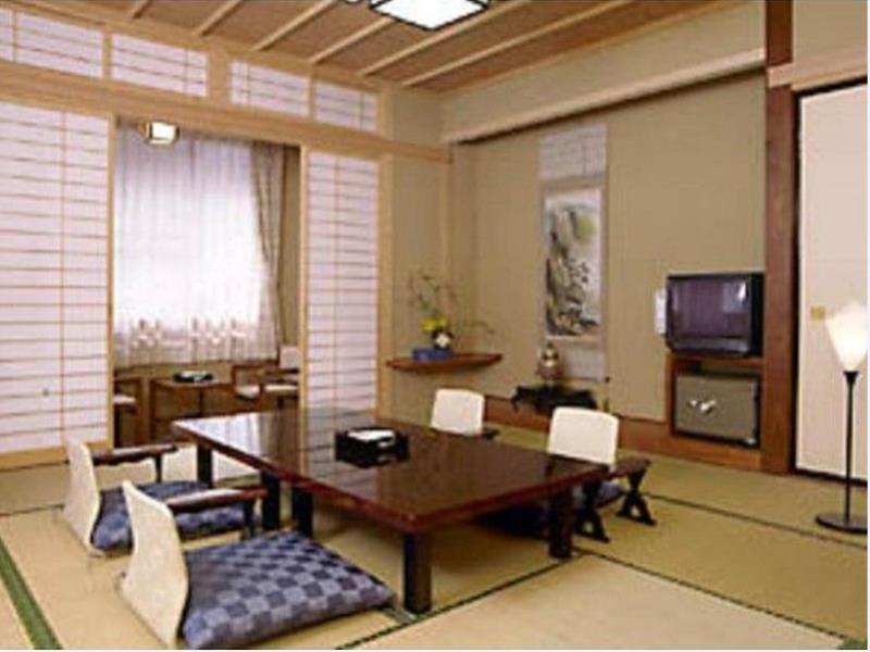 Sanpusou Ryokan Chikuma Exterior photo